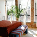 Hotel Novacancy