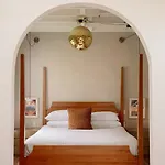 Hotel Novacancy