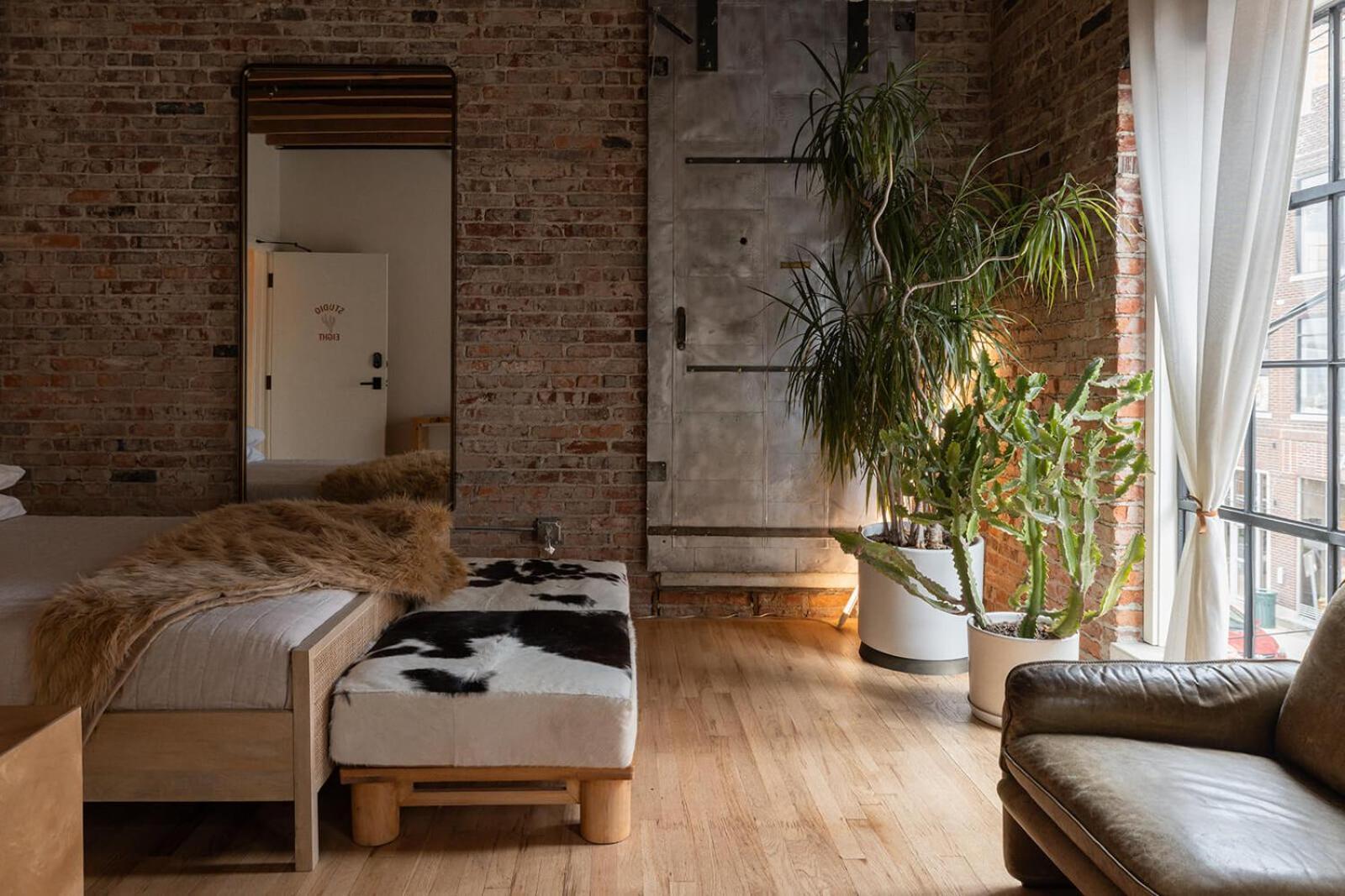 Novacancy 5* Kansas City
